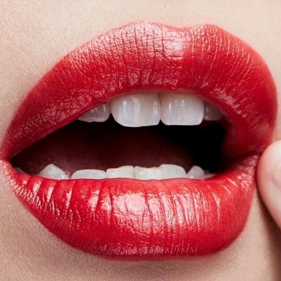 NEW IN BOX 232 Dozen Carnations Cremesheen Lipstick MAC Full Size - Picture 4 of 16